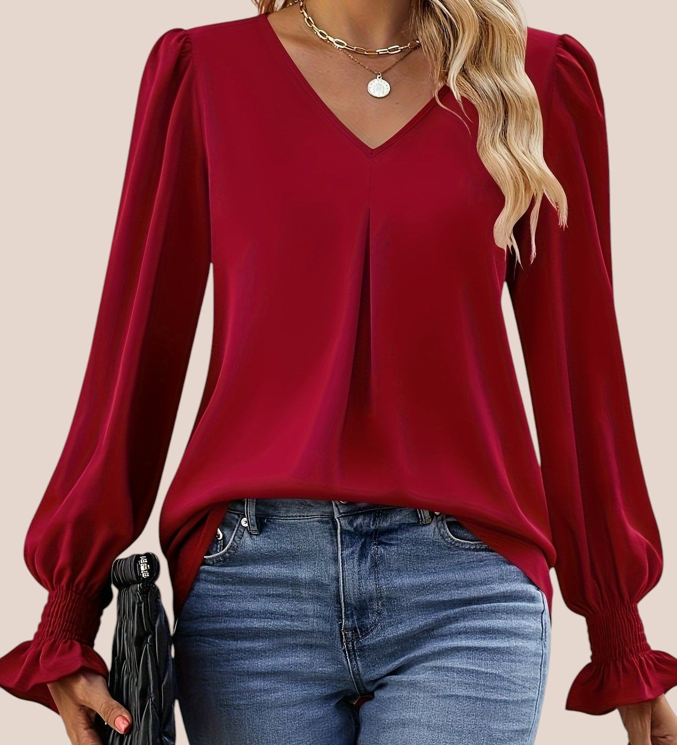 Mira | Elegantiška blusa su V formos iškirpte