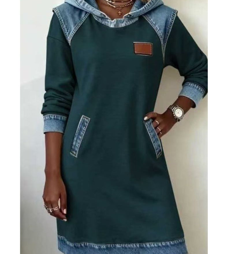 Lara – Džinsinė suknelė su gobtuvu