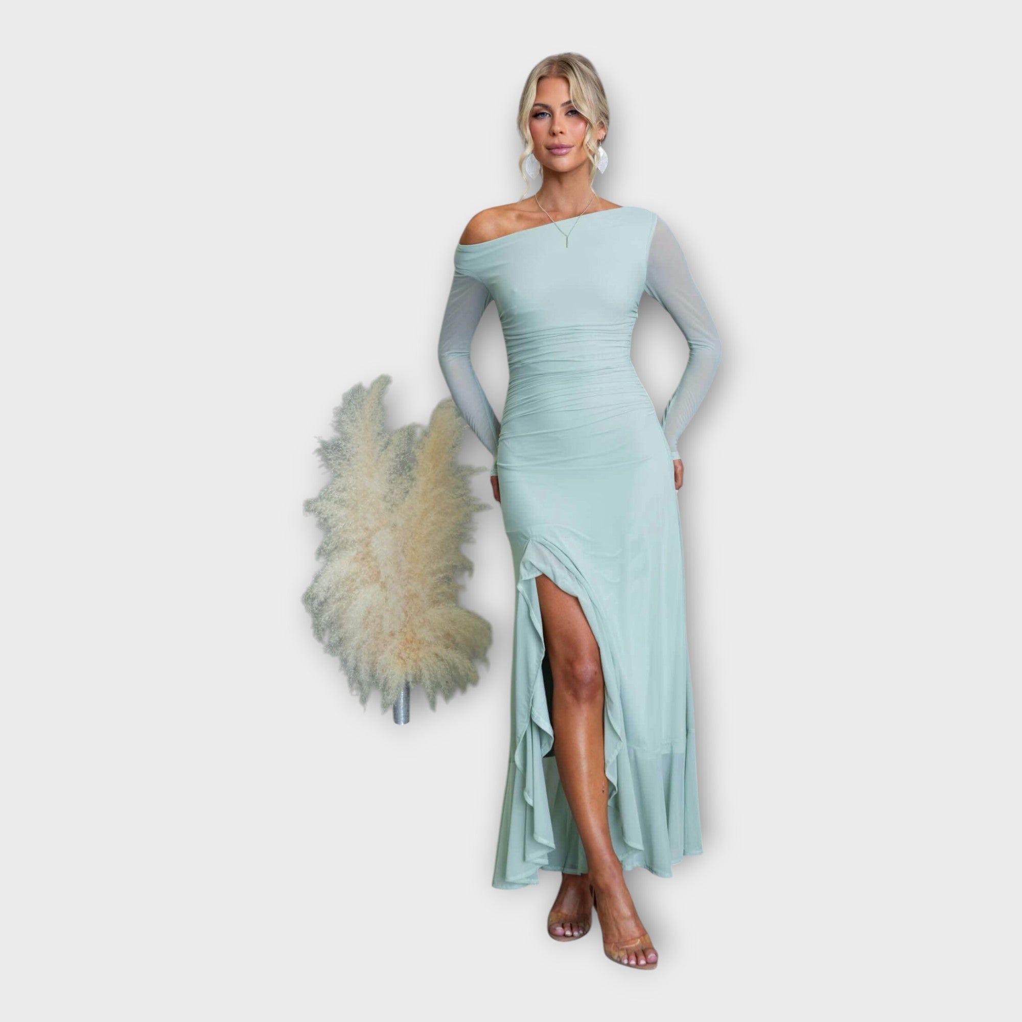 Harper - Įspūdinga suknelė