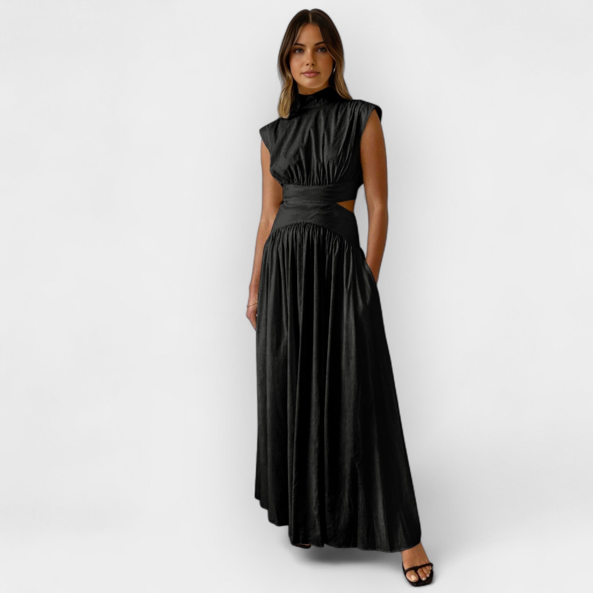 Madinga Suknelė su Iškirptėmis