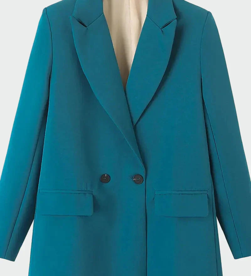 Oversized švarkas su modernia linija