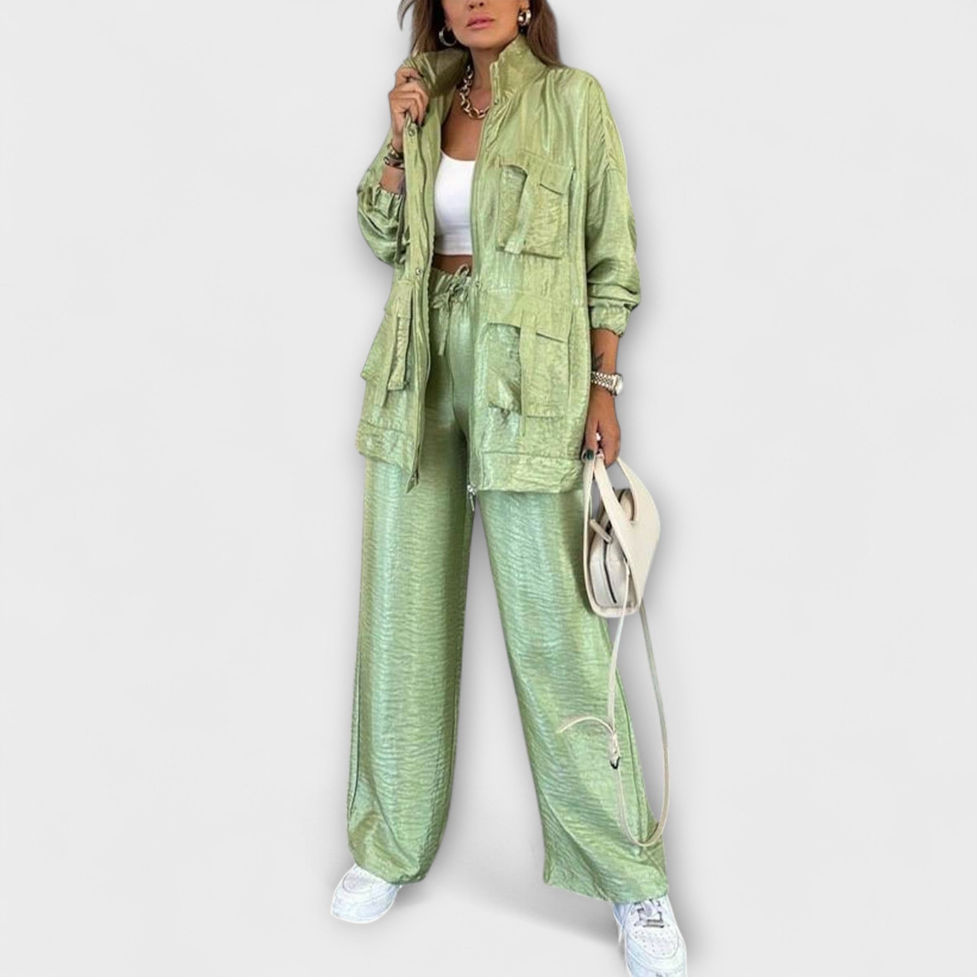 Mira - Suderinta Komplektacija